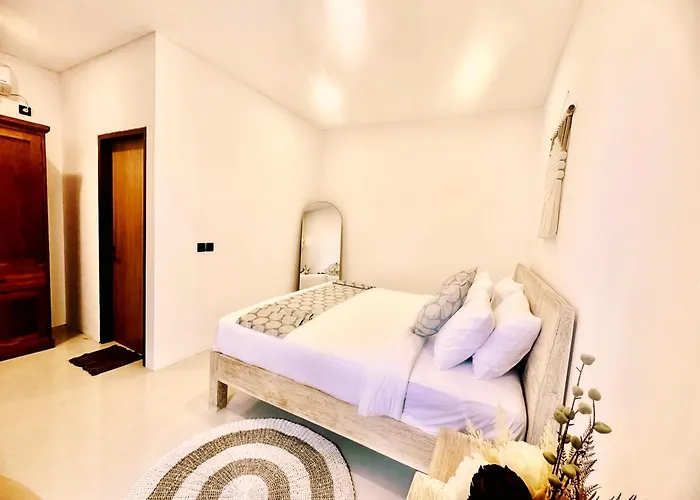 Cactaceae Two Bedroom Private Villa *